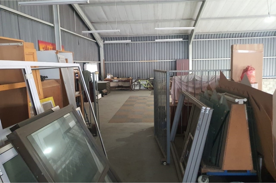 Commercial Property for Sale in Sidwell Eastern Cape